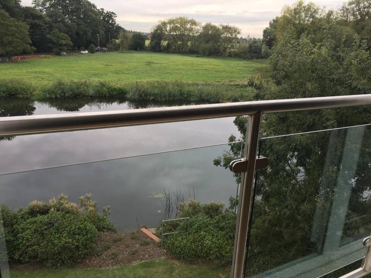 Penthouse Apartment On The River - 65 Skipper Way St Neots Zewnętrze zdjęcie